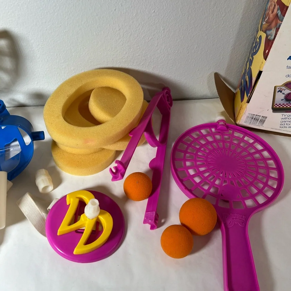 Vintage Nickelodeon Double‎ Dare Game missing timer and challenge cards